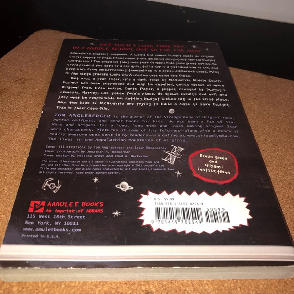 5/$25 
Darth Paper Strikes Back An Origami Yoda Book Tom Angleberger Kids 2011 - Picture 2 of 6